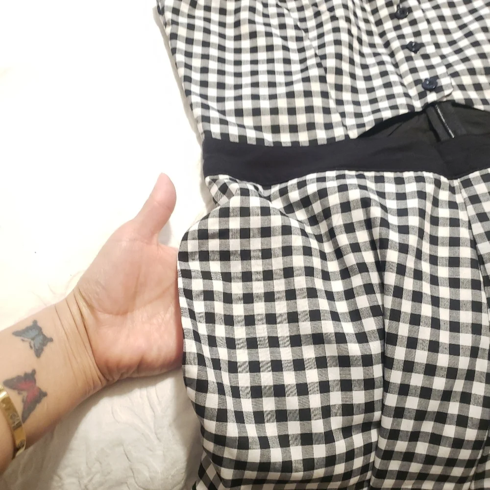 NEW BCBG PLAID JUMPSUIT...SIZE:10 - Picture 12 of 15